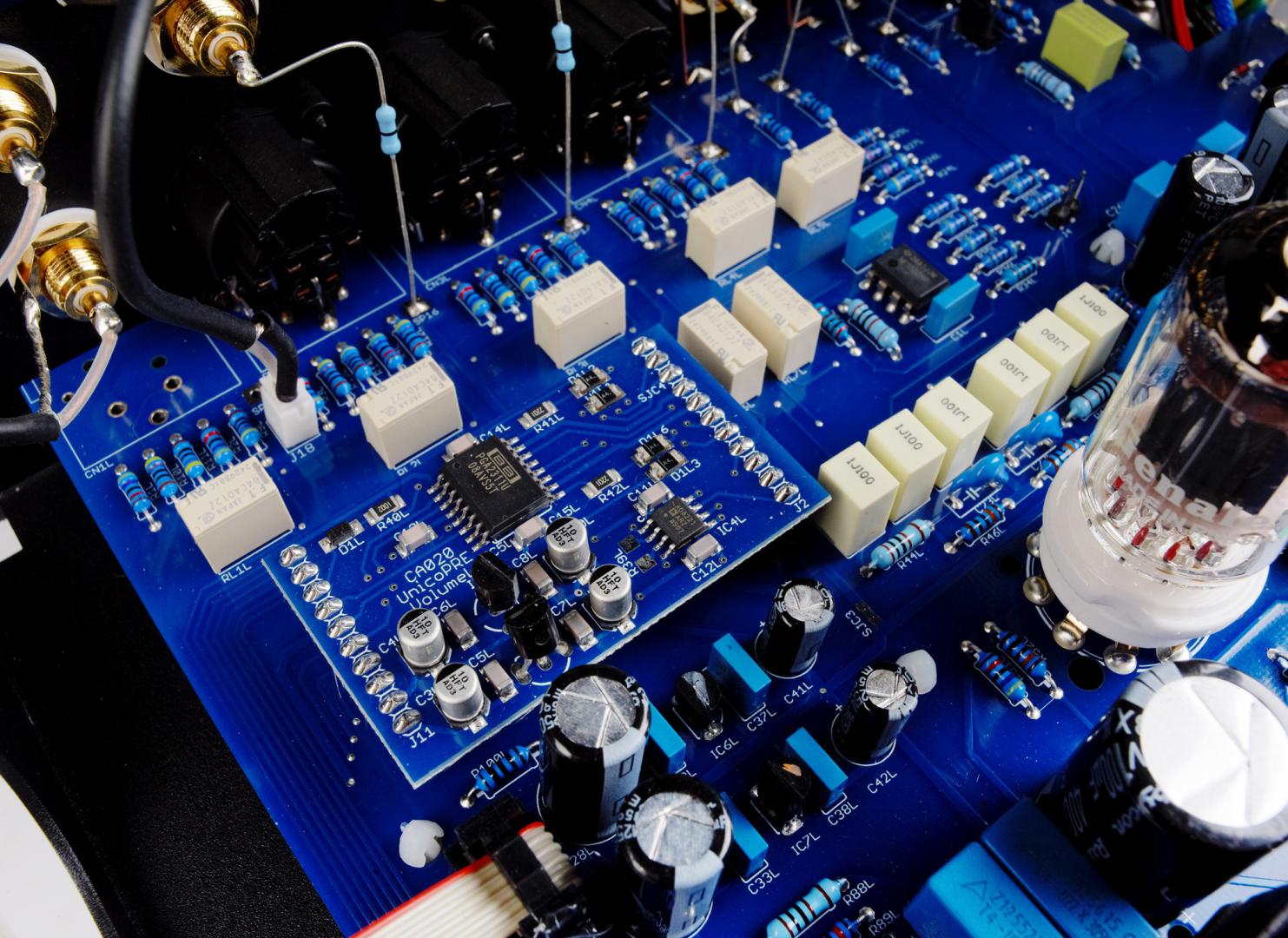 _unison_research_unico_pre_v2_dm_v2_bild_1793024814.jpg
